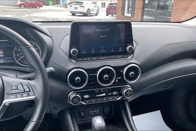 2024 Nissan Sentra SV Xtronic CVT