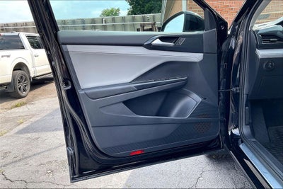 2022 Volkswagen Taos SEL