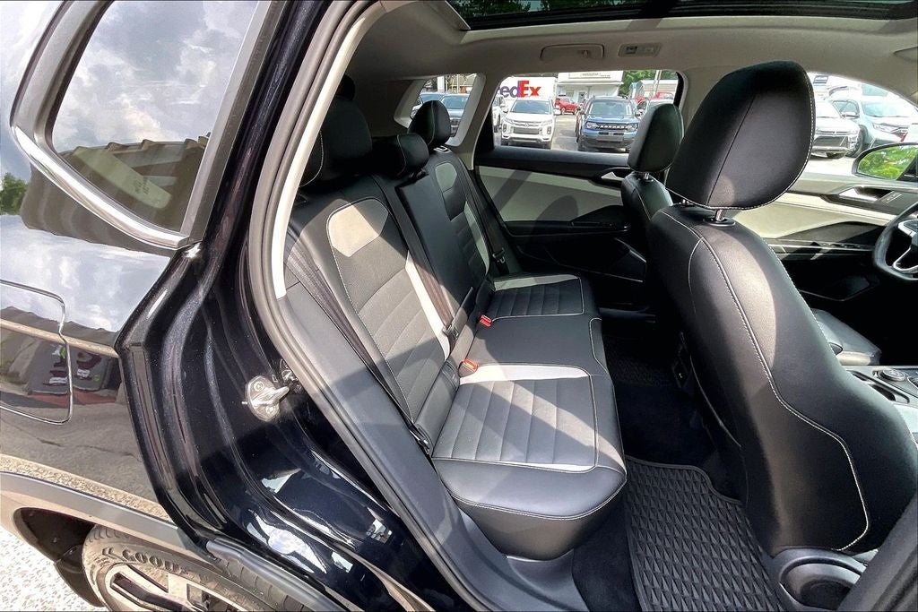 2022 Volkswagen Taos SEL