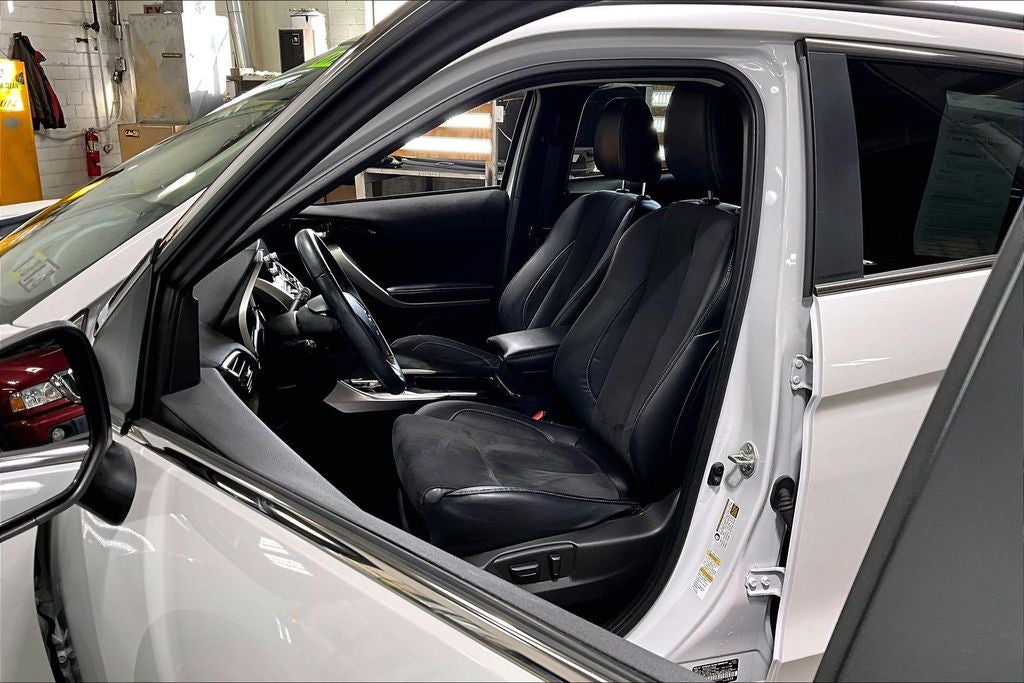 2023 Mitsubishi Eclipse Cross SE w/PanoRoof