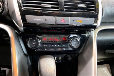 2023 Mitsubishi Eclipse Cross SE w/PanoRoof