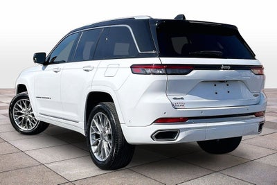 2023 Jeep Grand Cherokee Summit