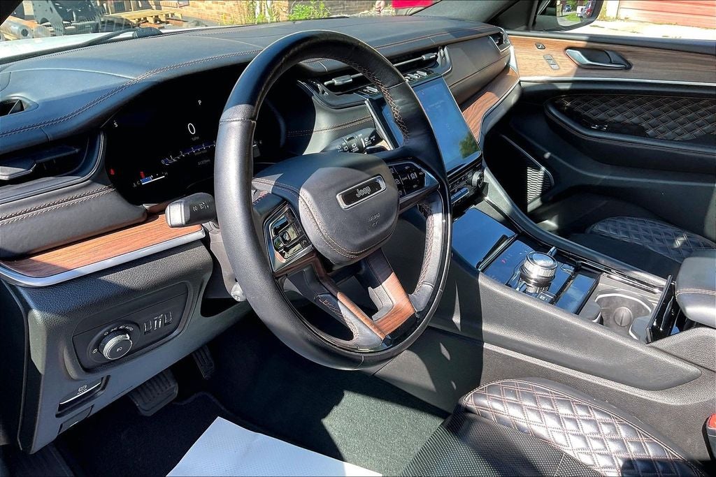 2023 Jeep Grand Cherokee Summit