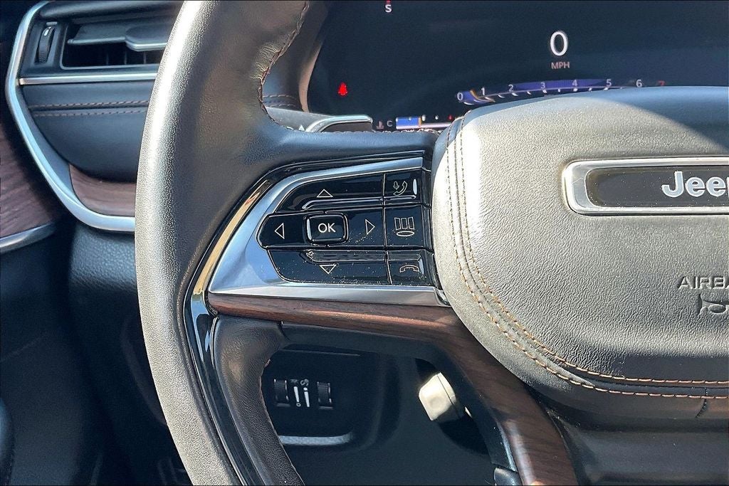 2023 Jeep Grand Cherokee Summit