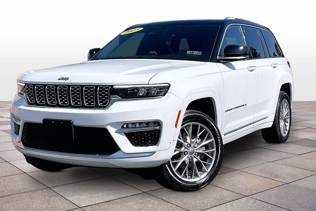2023 Jeep Grand Cherokee Summit