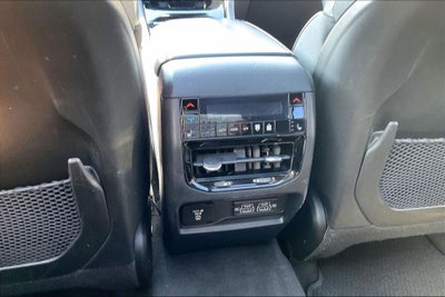 2023 Jeep Grand Cherokee Summit