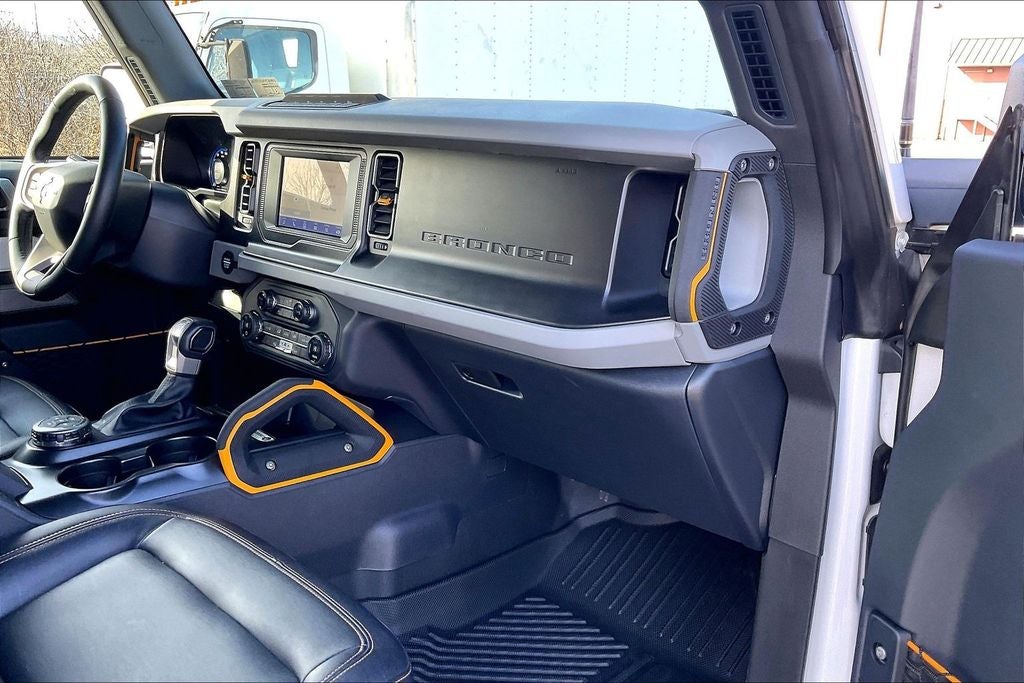 2023 Ford Bronco Badlands 2.7L V6