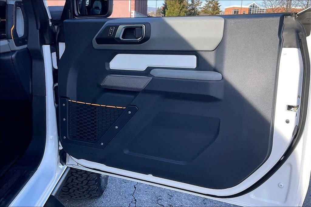 2023 Ford Bronco Badlands 2.7L V6