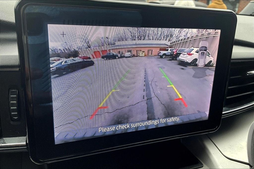 2022 Ford Explorer XLT w/PanoRoof