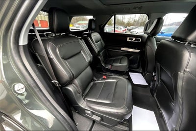 2022 Ford Explorer XLT w/PanoRoof