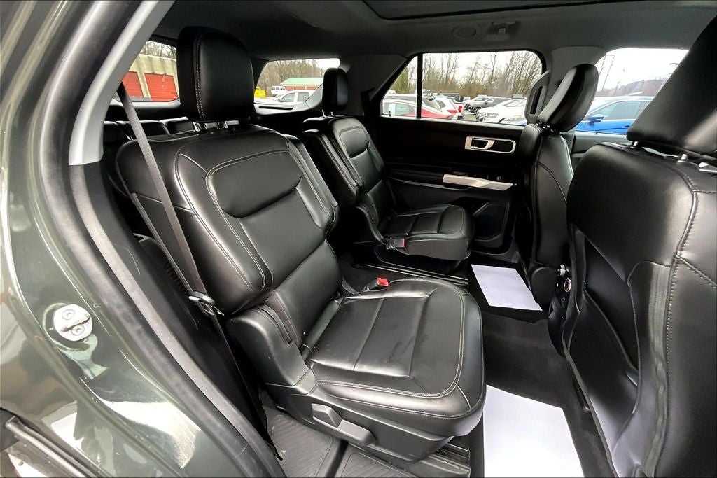 2022 Ford Explorer XLT w/PanoRoof