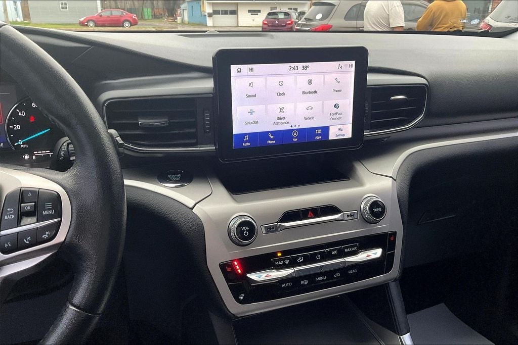 2022 Ford Explorer XLT w/PanoRoof