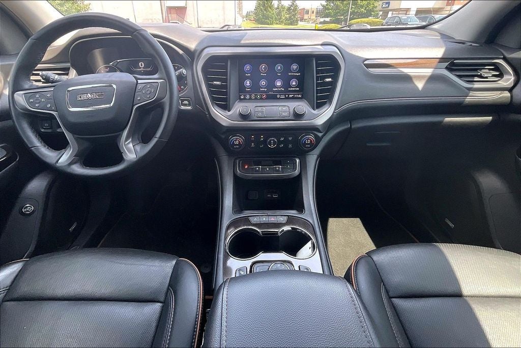 2023 GMC Acadia AT4