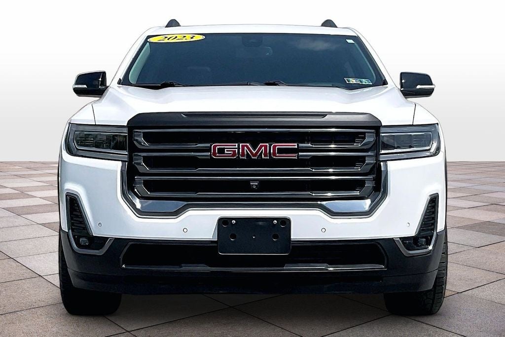 2023 GMC Acadia AT4