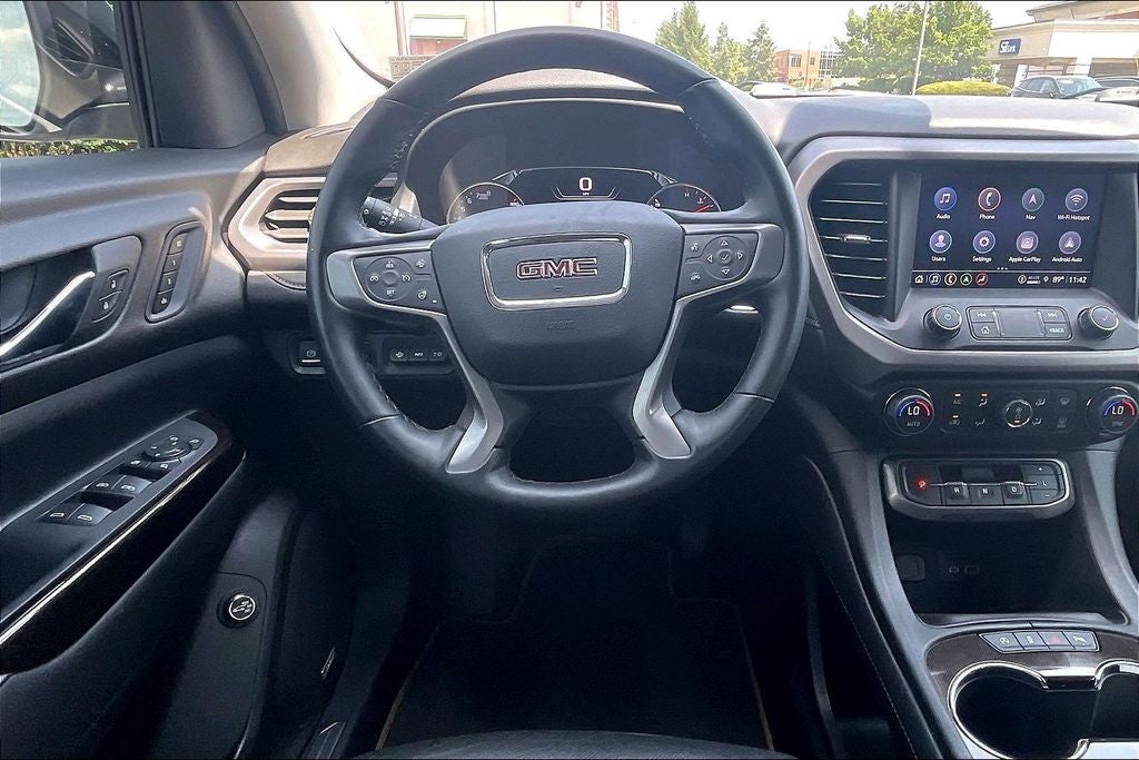 2023 GMC Acadia AT4