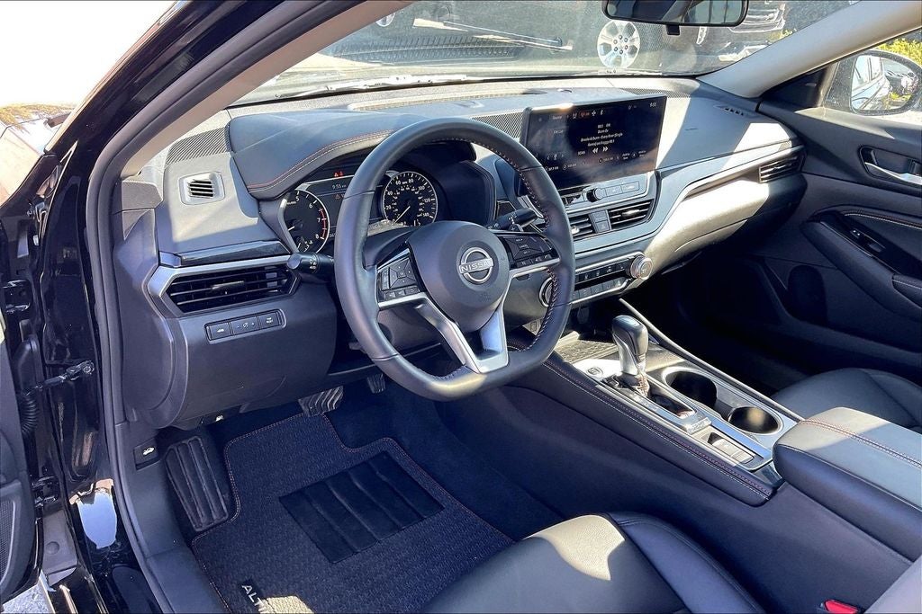 2023 Nissan Altima 2.5 SR Premium AWD