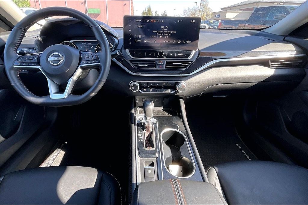 2023 Nissan Altima 2.5 SR Premium AWD