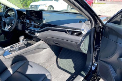2023 Nissan Altima 2.5 SR Premium AWD