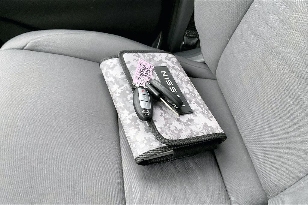 2024 Nissan Frontier S w/Tech