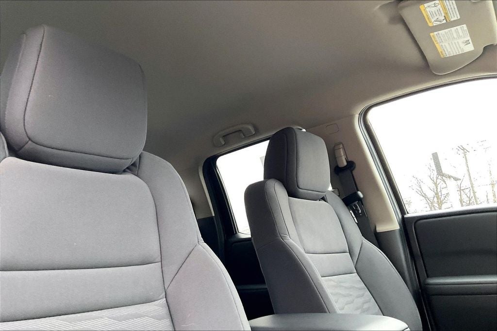 2024 Nissan Frontier S w/Tech