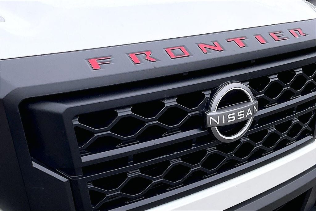 2024 Nissan Frontier S w/Tech