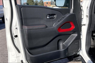 2024 Nissan Frontier PRO-4X