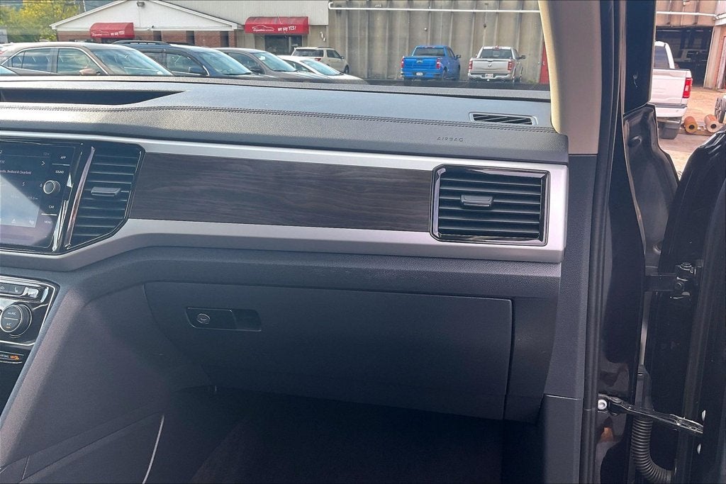 2023 Volkswagen Atlas 2.0T SE w/Technology