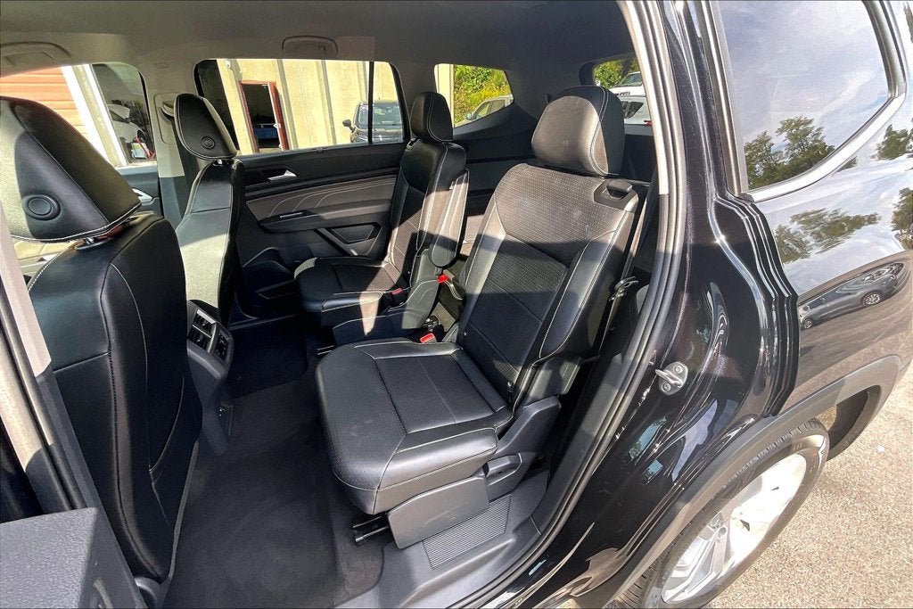 2023 Volkswagen Atlas 2.0T SE w/Technology