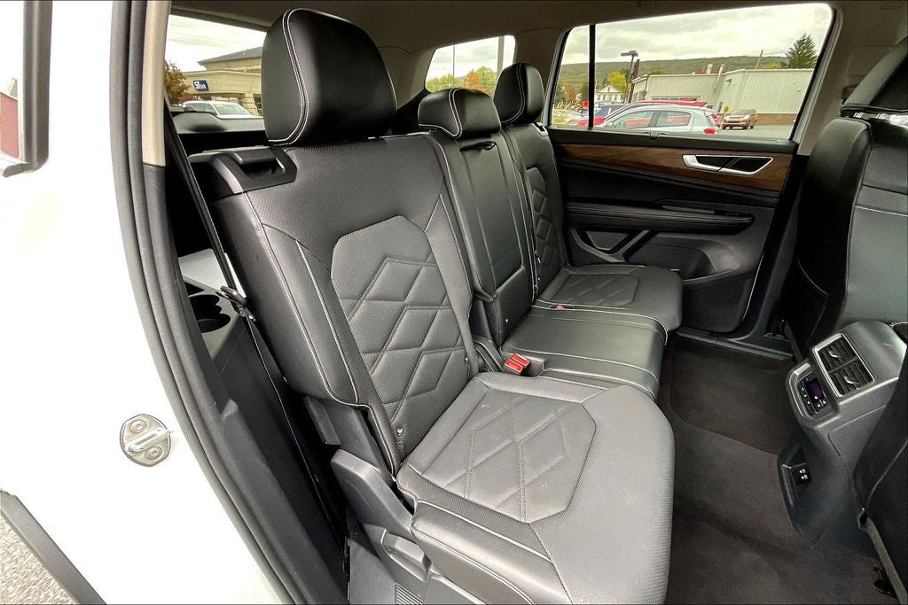 2024 Volkswagen Atlas 2.0T SE w/Technology