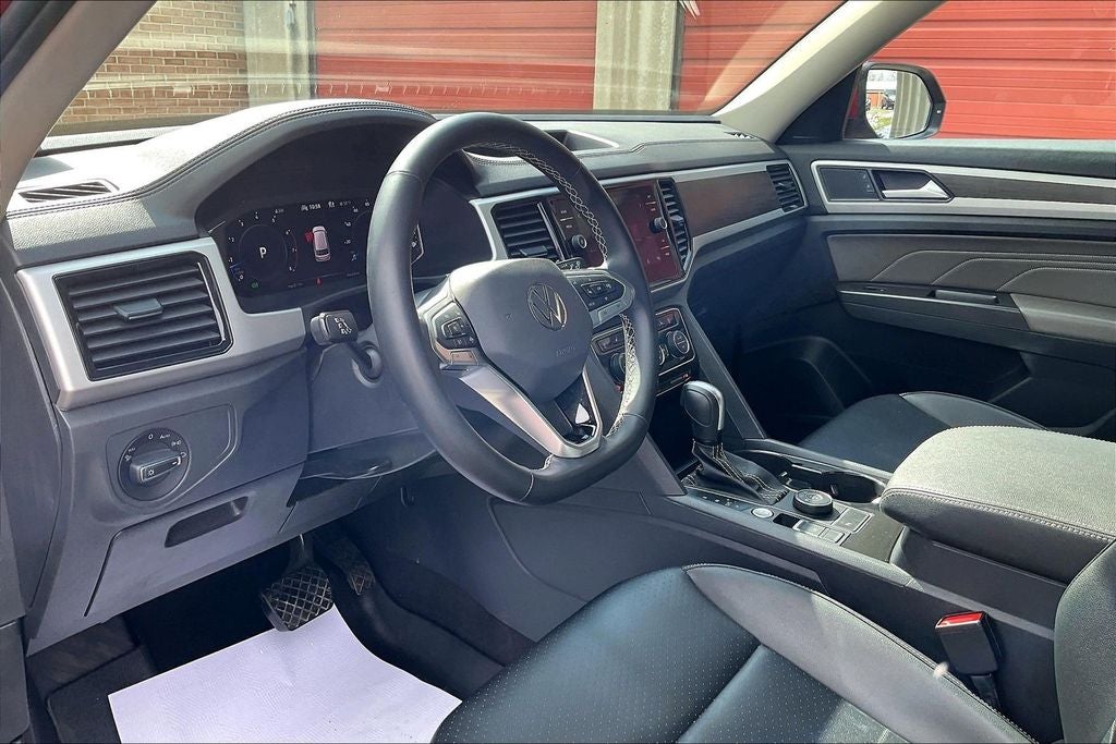 2022 Volkswagen Atlas 3.6L V6 SE w/Technology