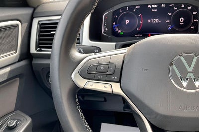 2022 Volkswagen Atlas 3.6L V6 SE w/Technology