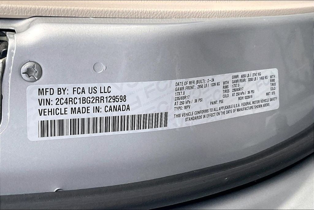 2024 Chrysler Pacifica Touring L