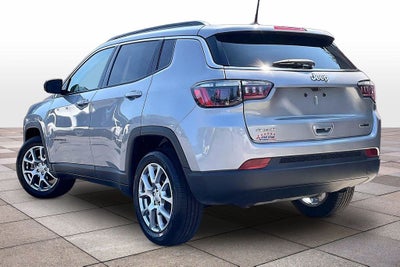2022 Jeep Compass Latitude Lux