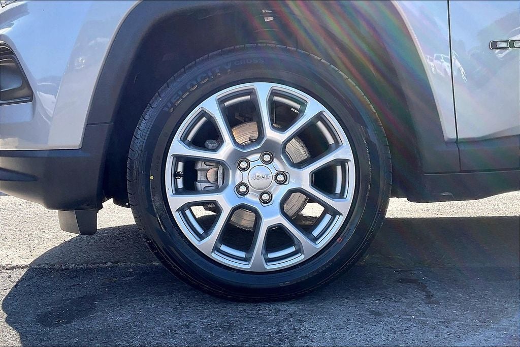 2022 Jeep Compass Latitude Lux