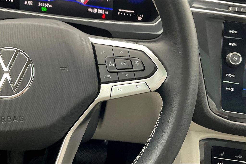 2023 Volkswagen Tiguan 2.0T SE