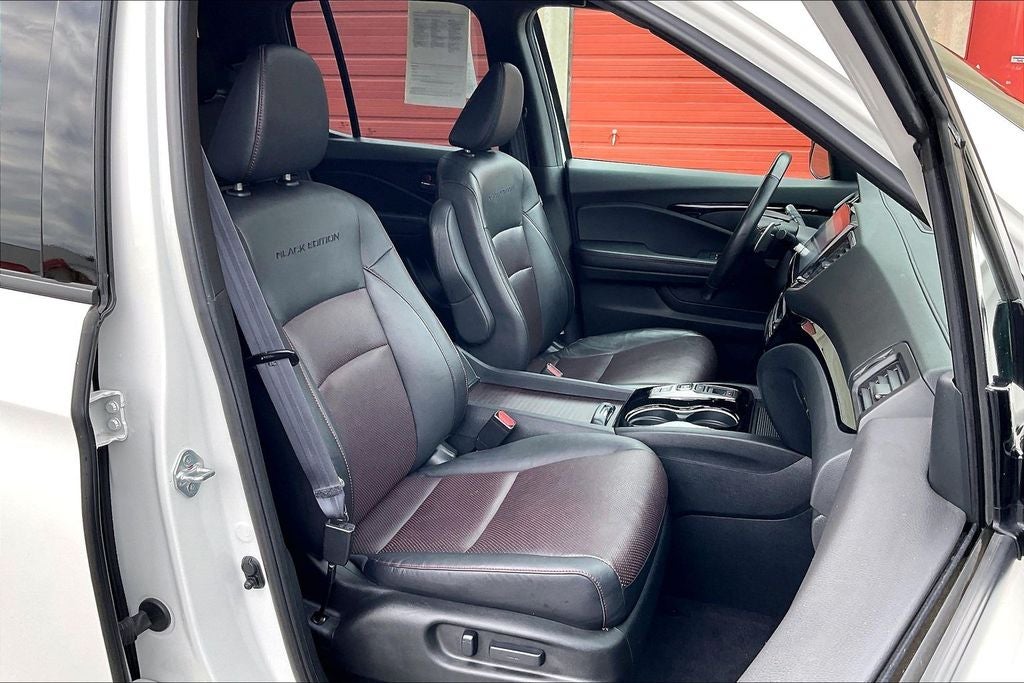 2023 Honda Ridgeline Black Edition