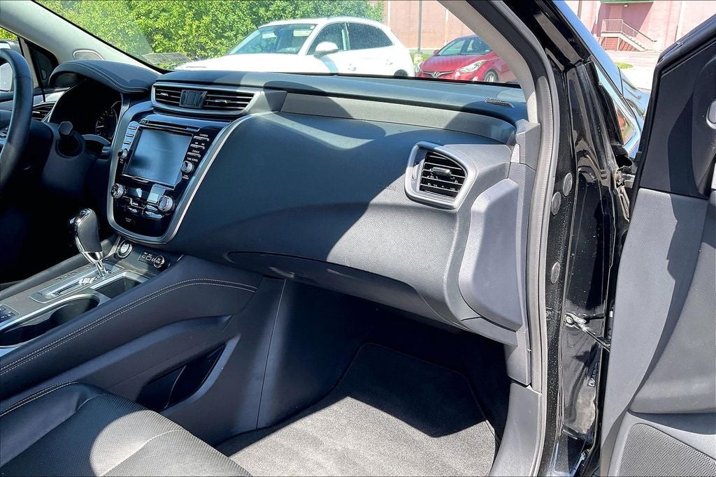 2023 Nissan Murano SL