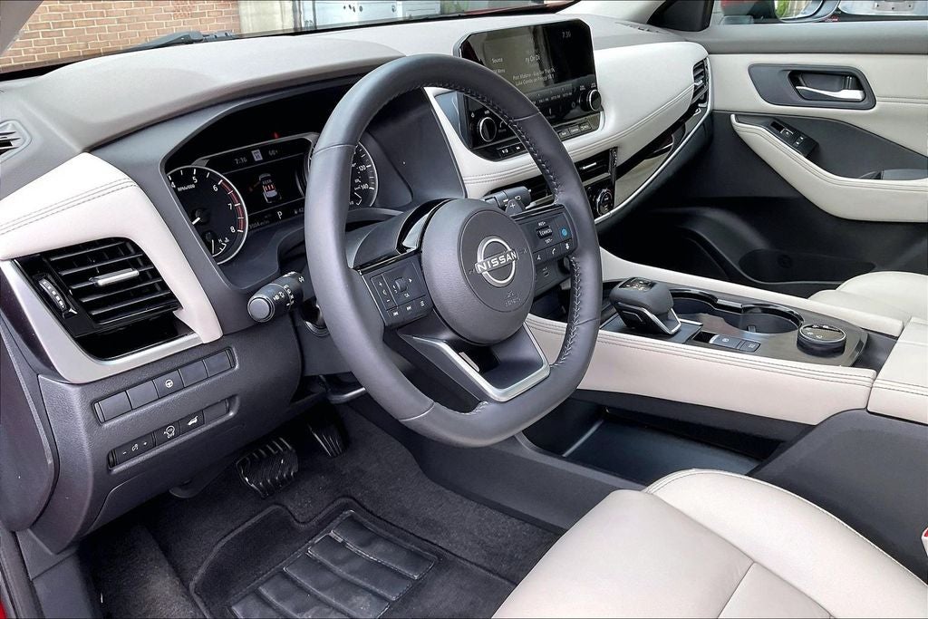 2023 Nissan Rogue SL Premium