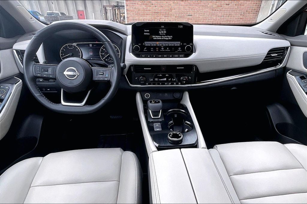 2023 Nissan Rogue SL Premium