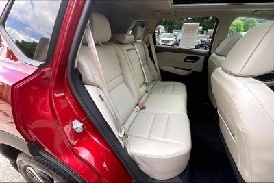 2023 Nissan Rogue SL Premium