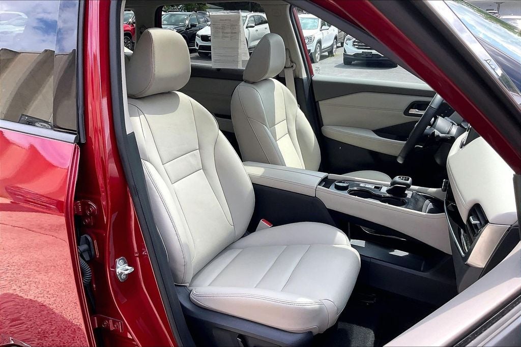 2023 Nissan Rogue SL Premium
