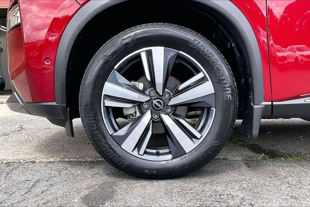 2023 Nissan Rogue SL Premium