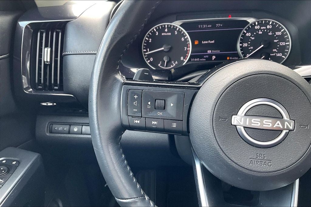 2023 Nissan Pathfinder SV
