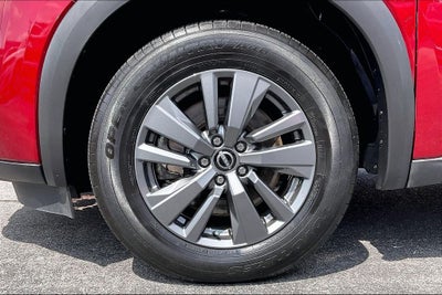2023 Nissan Pathfinder SV