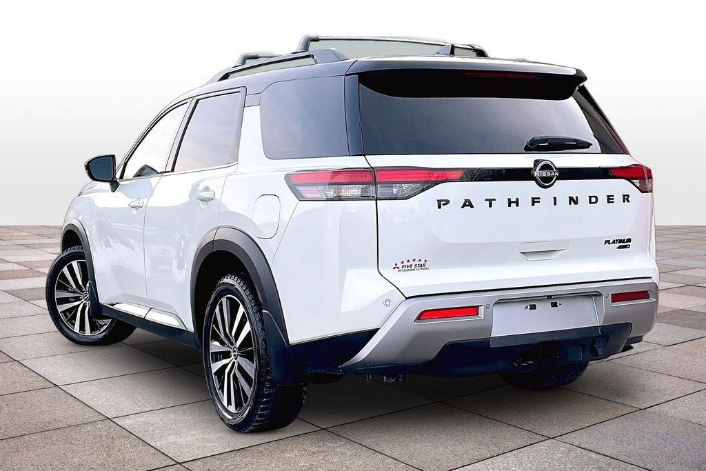 2023 Nissan Pathfinder Platinum Black