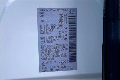 2023 Nissan Pathfinder Platinum Black