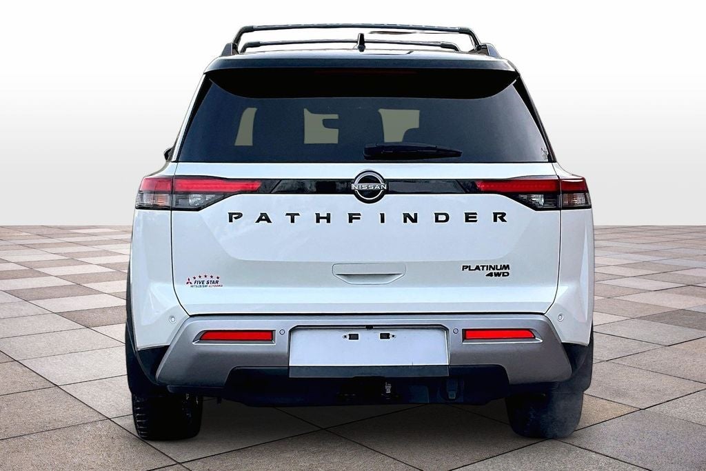 2023 Nissan Pathfinder Platinum Black