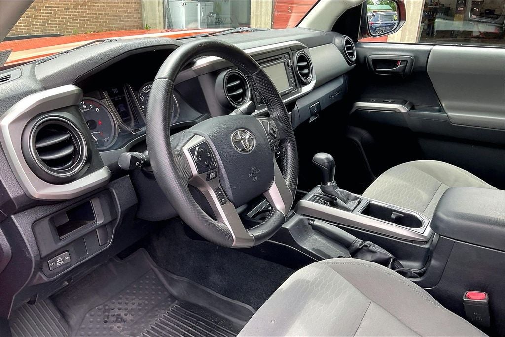 2016 Toyota Tacoma SR5