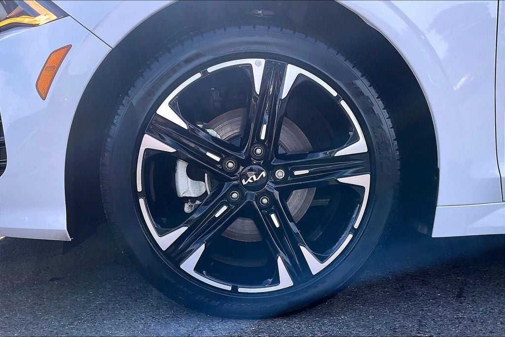2023 Kia K5 GT-Line Premium