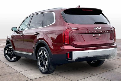 2023 Kia Telluride S w/Sunroof